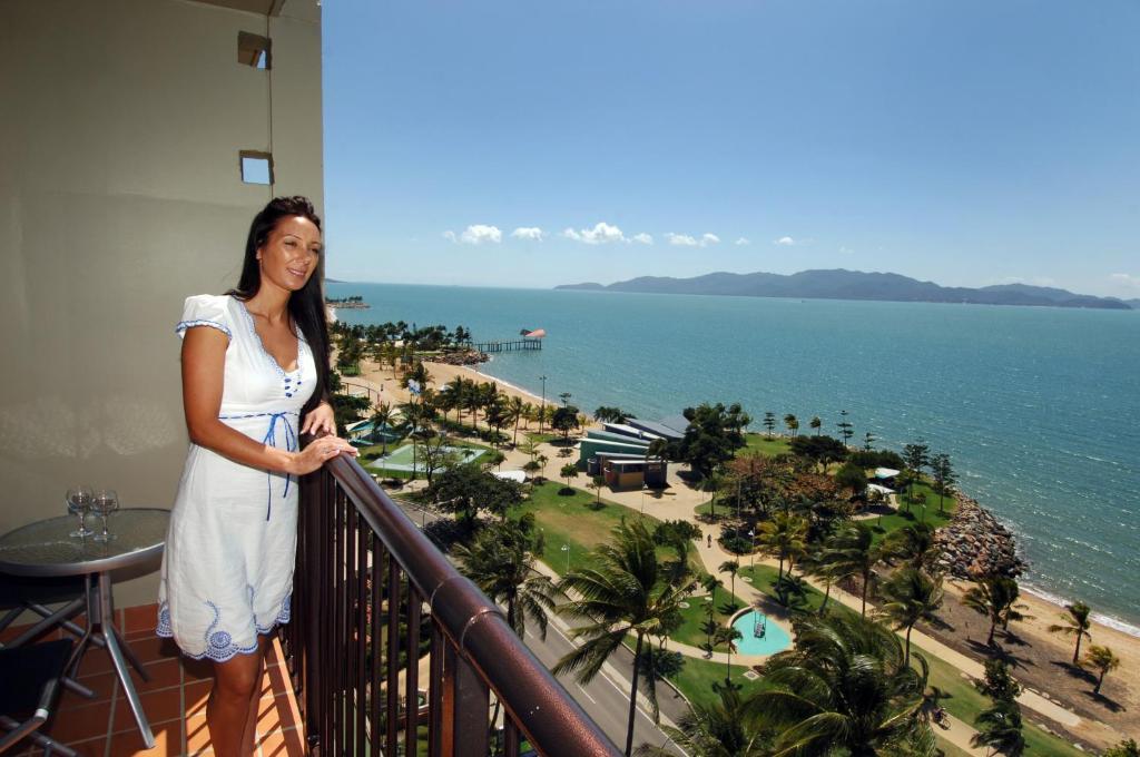 Aquarius On The Beach Aparthotel Townsville Eksteriør bilde