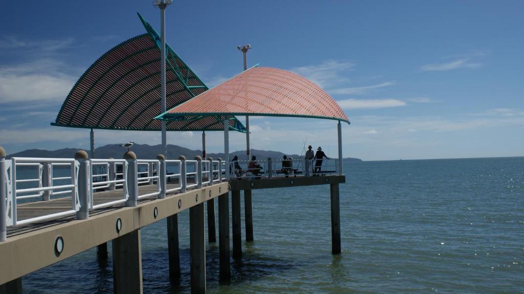 Aquarius On The Beach Aparthotel Townsville Eksteriør bilde